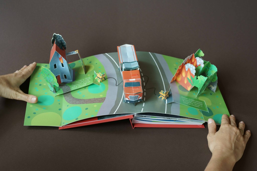 Libro Rojo 2018. Cuerpo de Bomberos / Fire&nbsp;Department